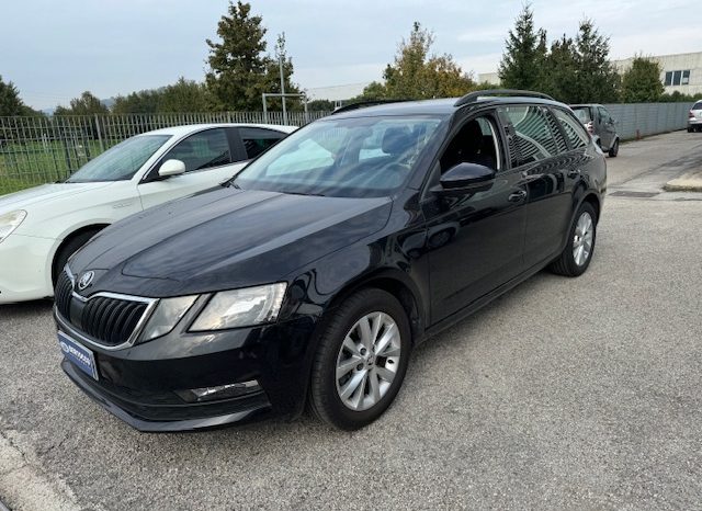 Skoda Octavia Octavia Wagon 2.0 tdi 150cv dsg completo