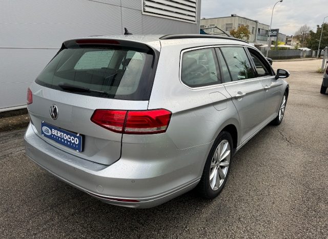 Volkswagen Passat Variant 2.0 tdi Business 150cv dsg 7m completo